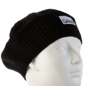 Ganni Black Ribbed Knit Beret with Logo Patch